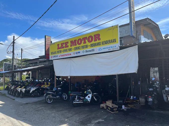 Lee Motor (Batu Enam)