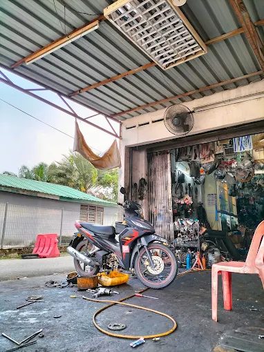 F1 Leong Motor