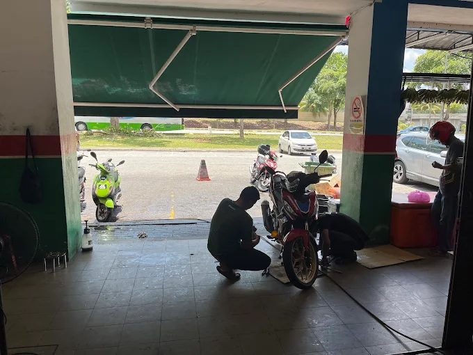 Fizi Motor Parts & Services (002218334-V)
