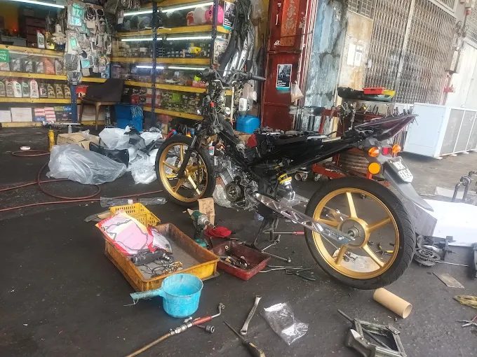 HKS Bikers Trading II Puchong